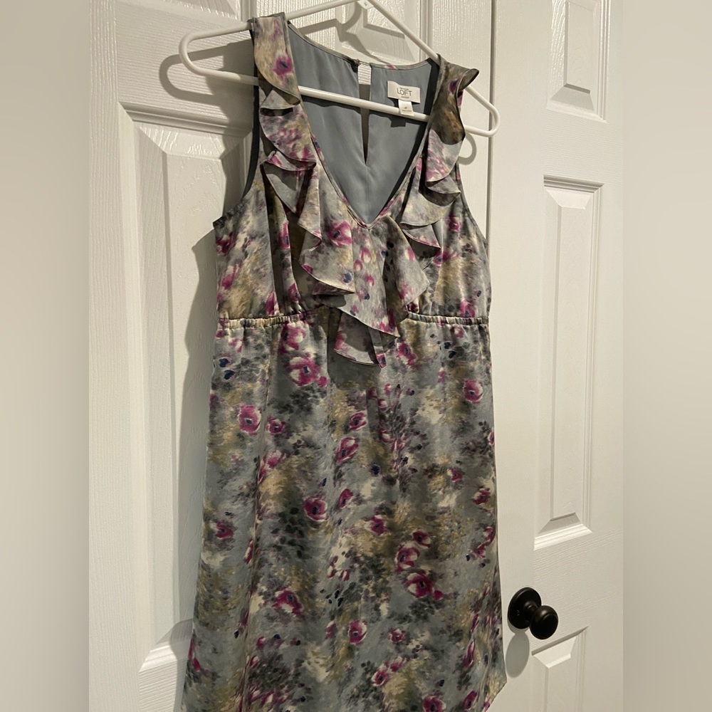 Size 6P, ruffled neck gray floral dress from Ann Taylor Loft